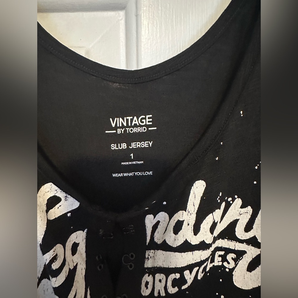 Torrid Black Graphic Tank - Picture 3 of 6